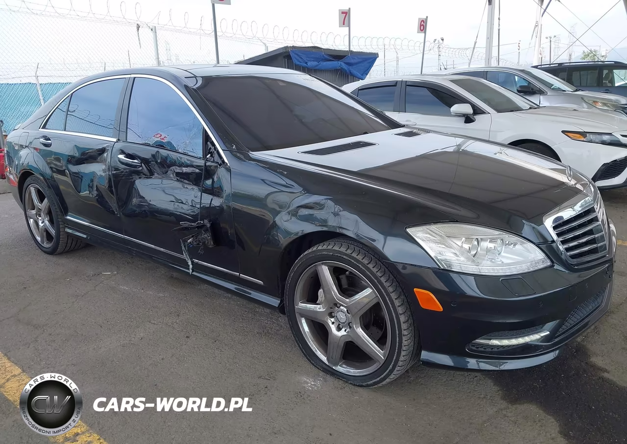 2013 Mercedes-Benz S 550