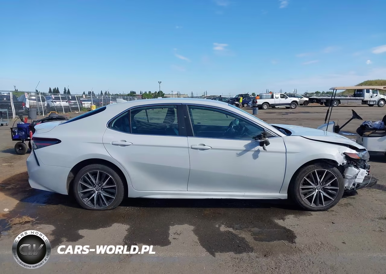 2022 Toyota Camry Se VIN:4T1G11AK1NU068305 - 14