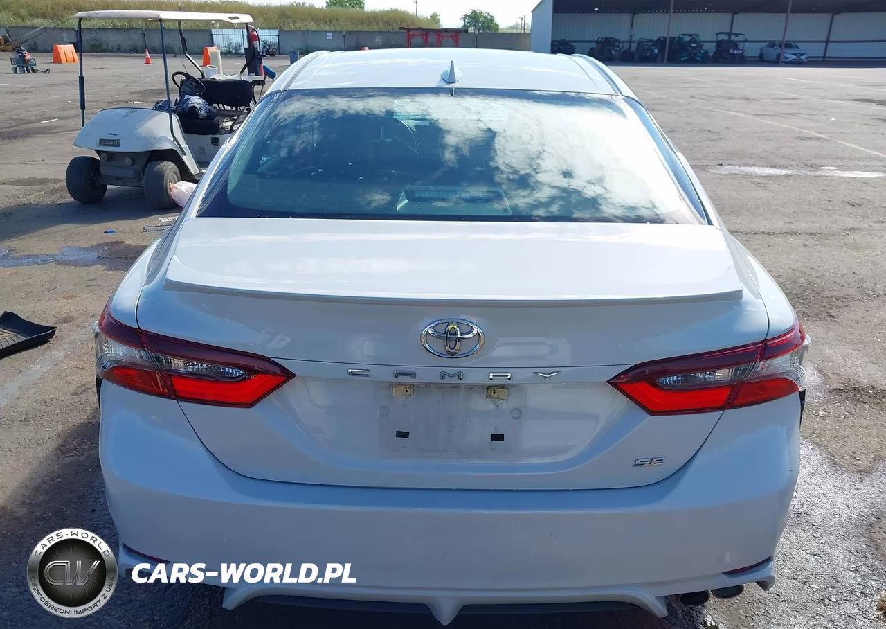 2022 Toyota Camry Se VIN:4T1G11AK1NU068305 - 17
