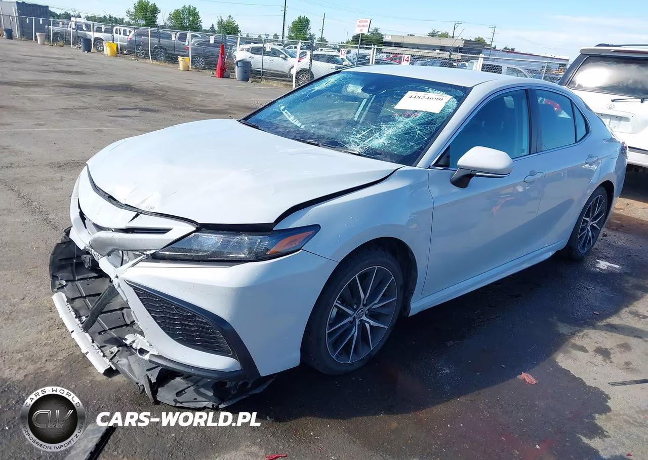 2022 Toyota Camry Se VIN:4T1G11AK1NU068305 - 2