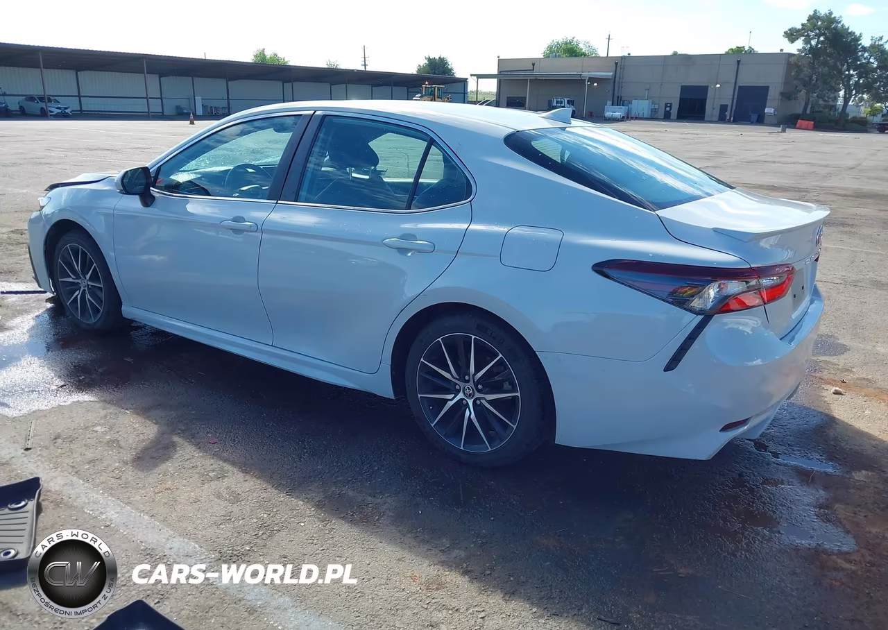 2022 Toyota Camry Se VIN:4T1G11AK1NU068305 - 3
