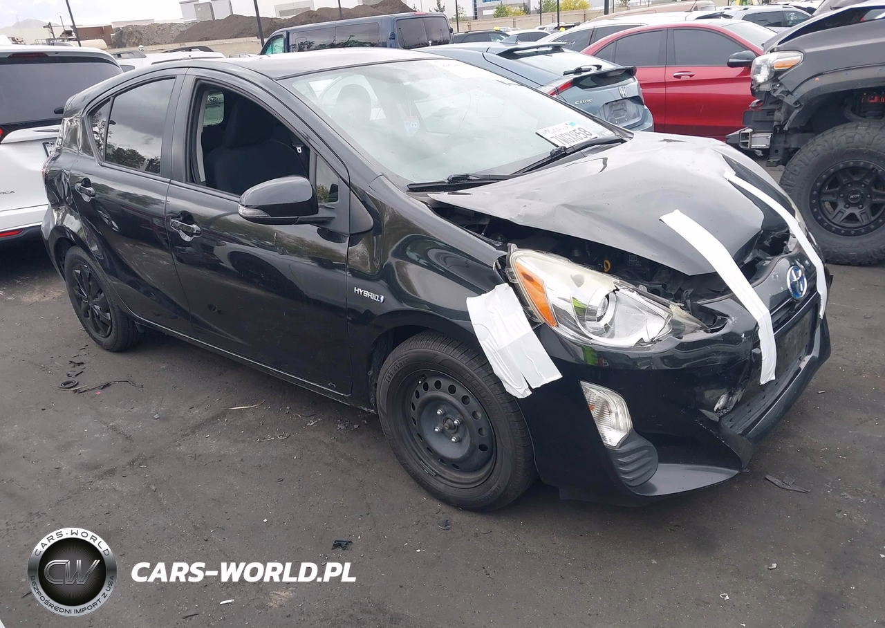 2016 Toyota Prius C Two