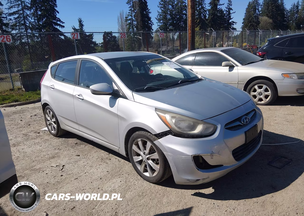 2012 Hyundai Accent Se