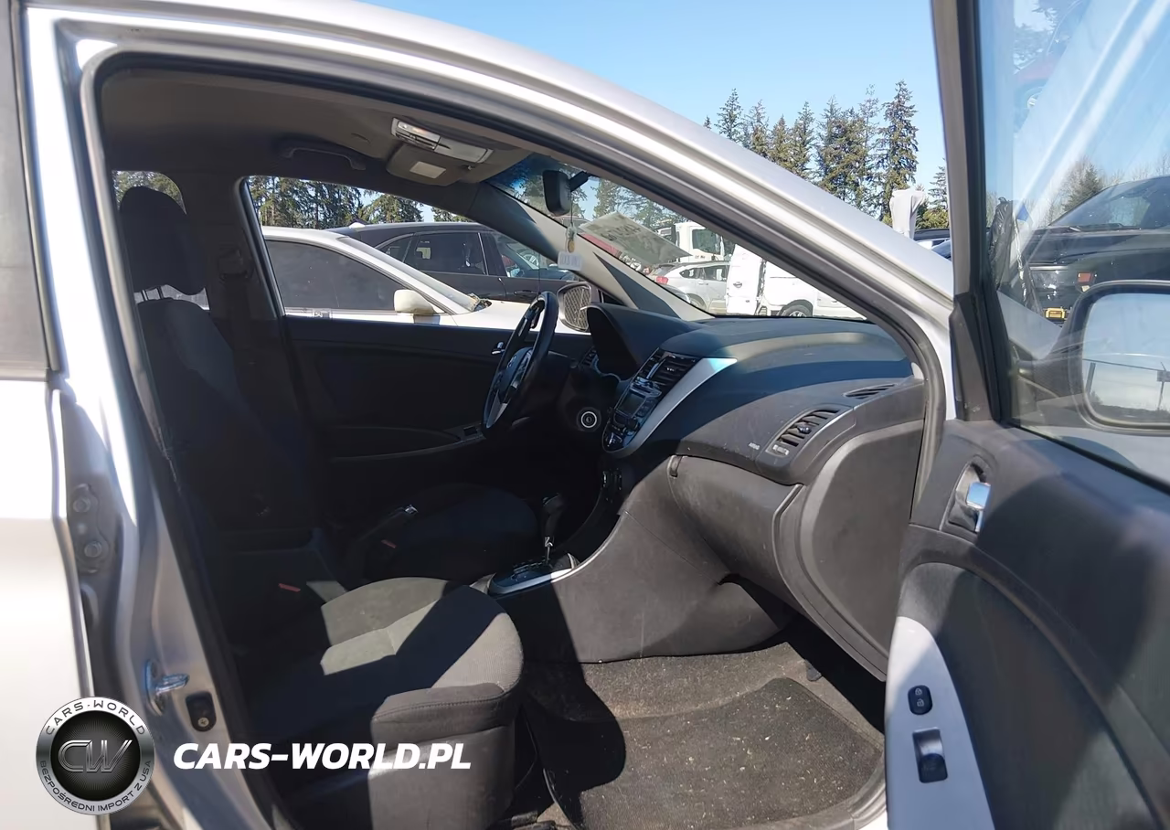 2012 Hyundai Accent Se VIN:KMHCU5AE6CU049107 - 5