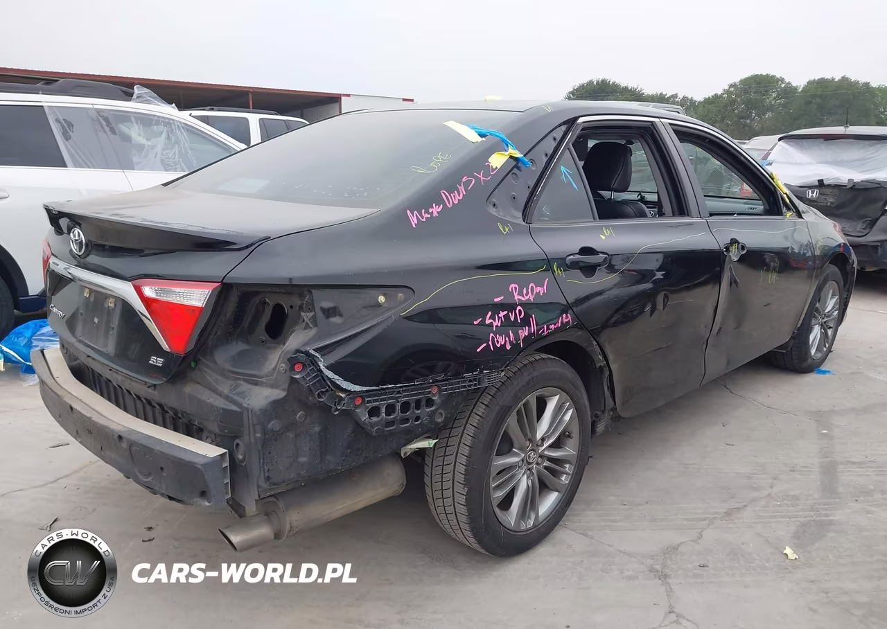 2017 Toyota Camry Se VIN:4T1BF1FK1HU281778 - 4