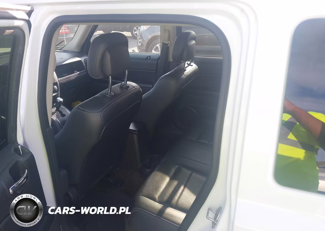 2016 Jeep Patriot High Altitude Edition VIN:1C4NJRFB8GD731018 - 6