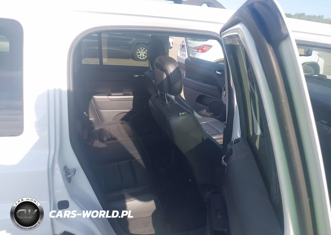 2016 Jeep Patriot High Altitude Edition VIN:1C4NJRFB8GD731018 - 7