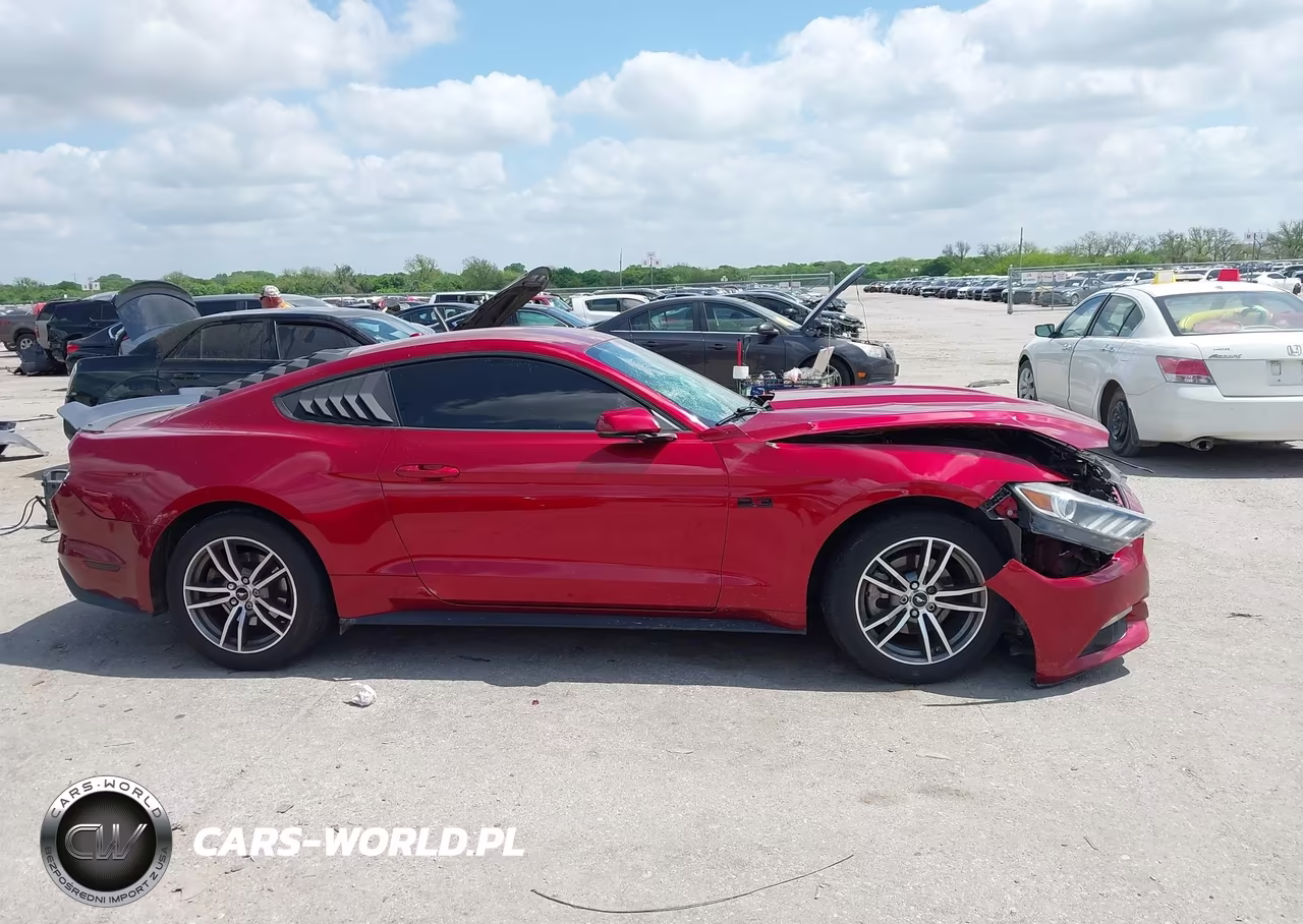 2015 Ford Mustang Ecoboost VIN:1FA6P8TH0F5320524 - 13