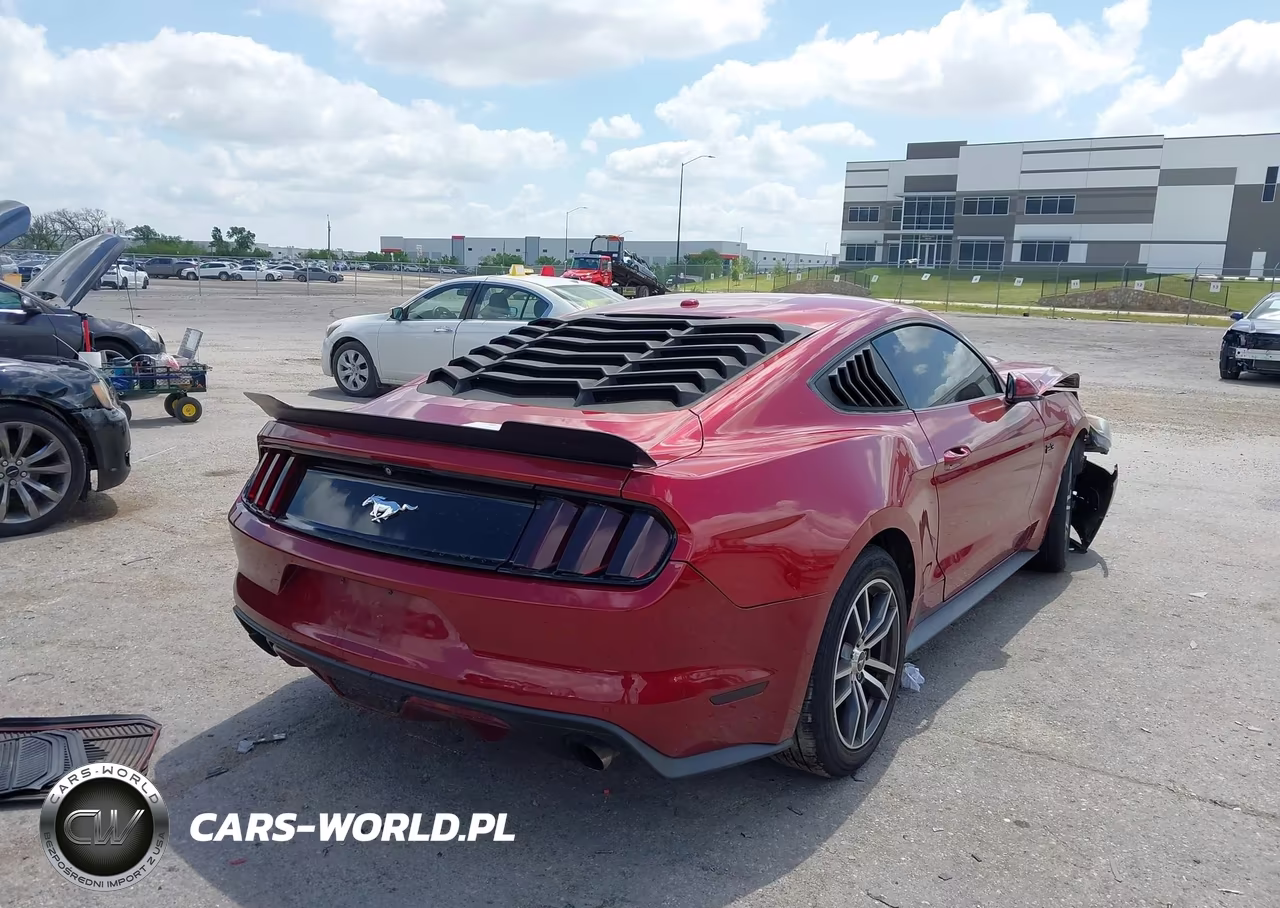 2015 Ford Mustang Ecoboost VIN:1FA6P8TH0F5320524 - 4