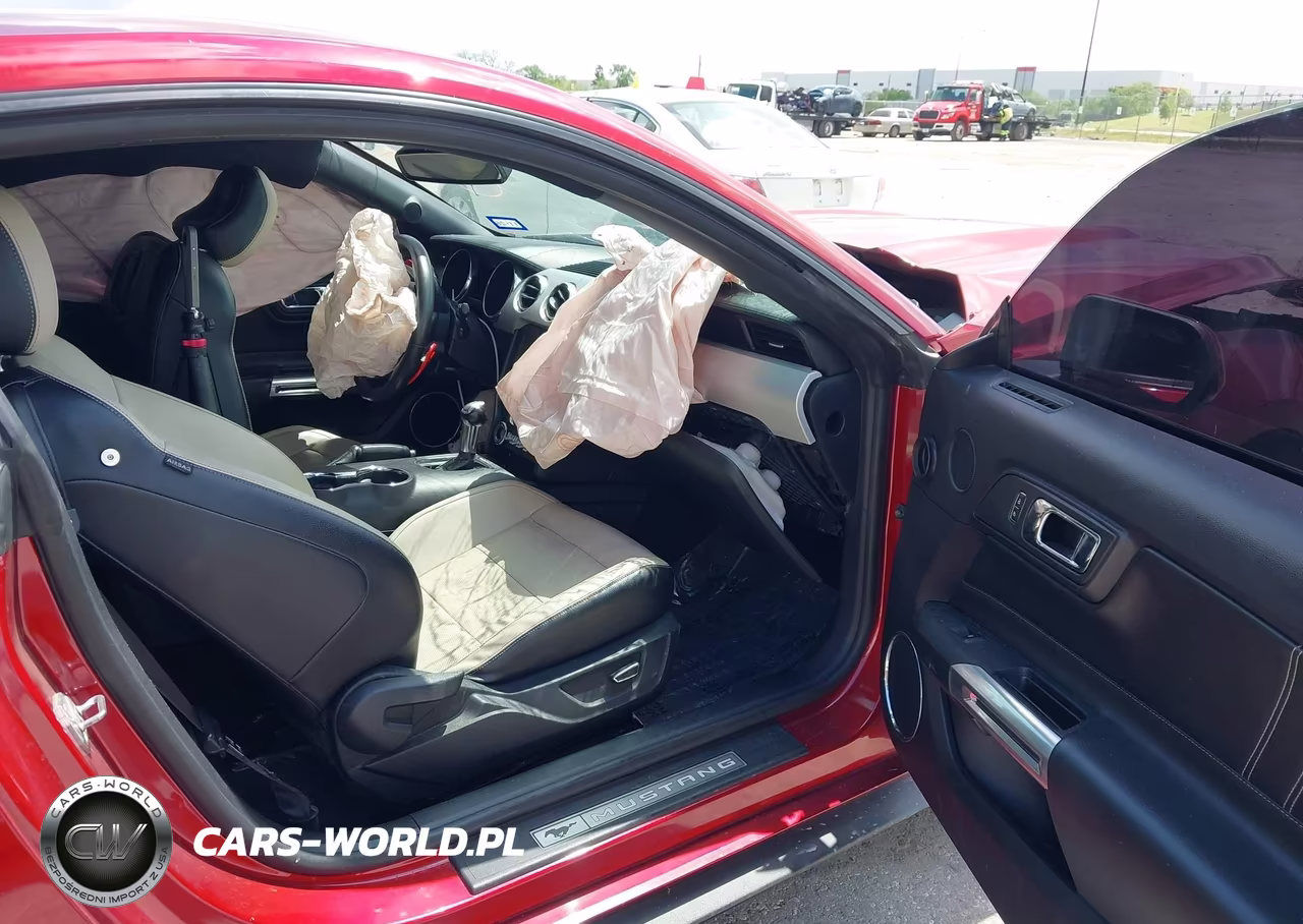 2015 Ford Mustang Ecoboost VIN:1FA6P8TH0F5320524 - 5