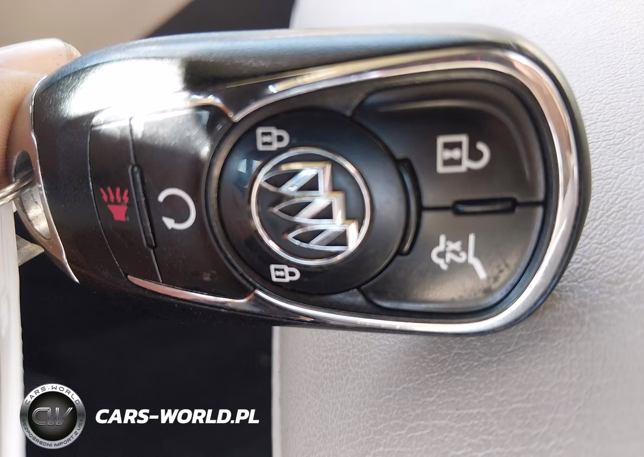 2017 Buick Envision Essence VIN:LRBFXDSA3HD192861 - 11