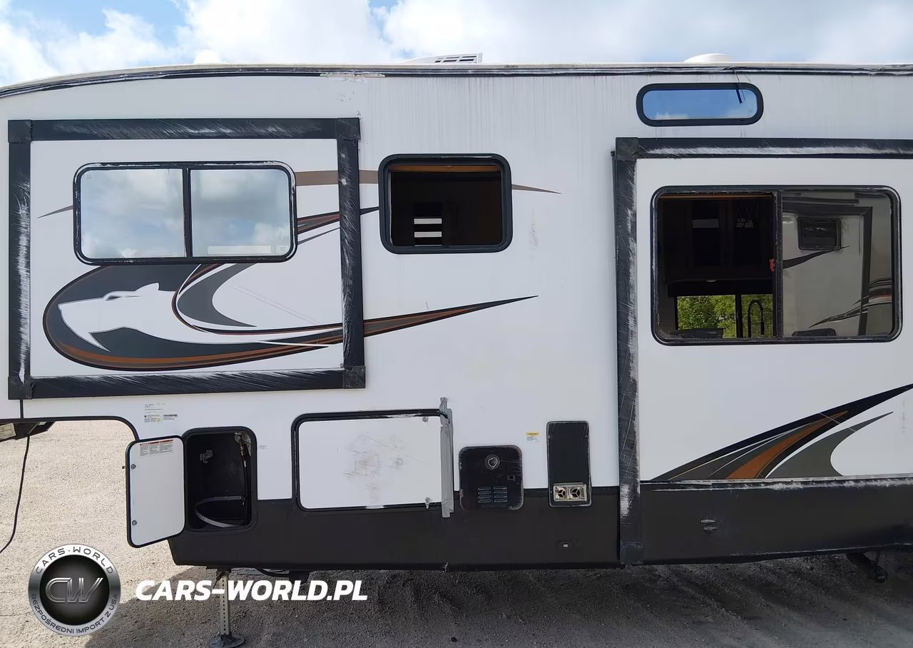 2023 Forest River Travel Trailer VIN:5ZT3SR2B7P6112987 - 6