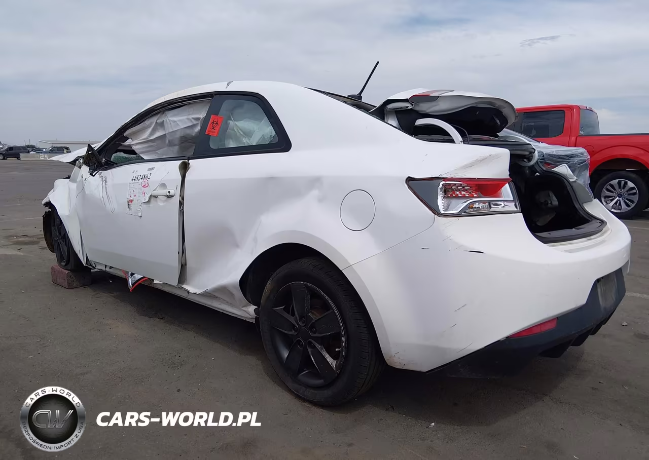 2010 Kia Forte Koup Ex VIN:KNAFU6A29A5256365 - 3