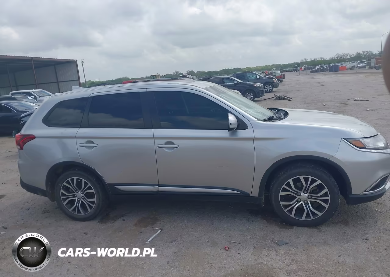 2018 Mitsubishi Outlander Se VIN:JA4AD3A32JZ064079 - 13