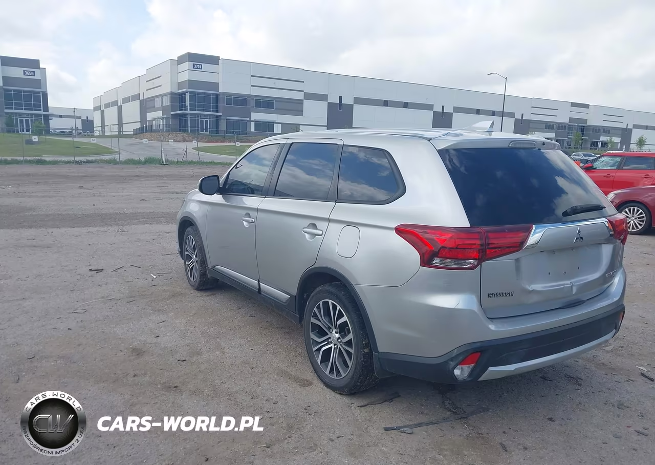 2018 Mitsubishi Outlander Se VIN:JA4AD3A32JZ064079 - 3