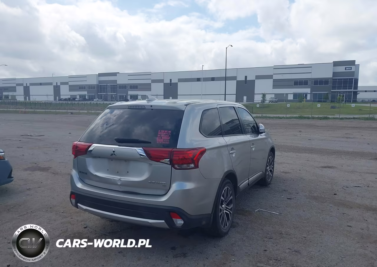 2018 Mitsubishi Outlander Se VIN:JA4AD3A32JZ064079 - 4