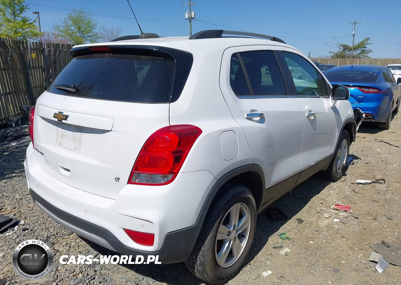 2020 Chevrolet Trax Awd Lt VIN:3GNCJPSB1LL166947 - 4