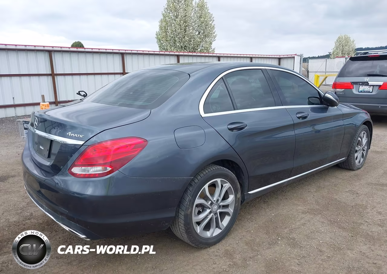 2015 Mercedes-Benz C 300 4Matic VIN:55SWF4KBXFU049519 - 4