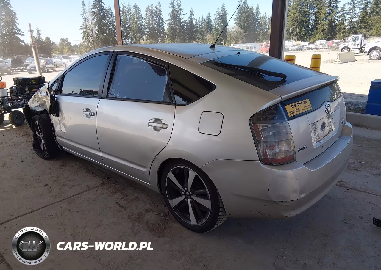 2004 Toyota Prius VIN:JTDKB20U640103883 - 3