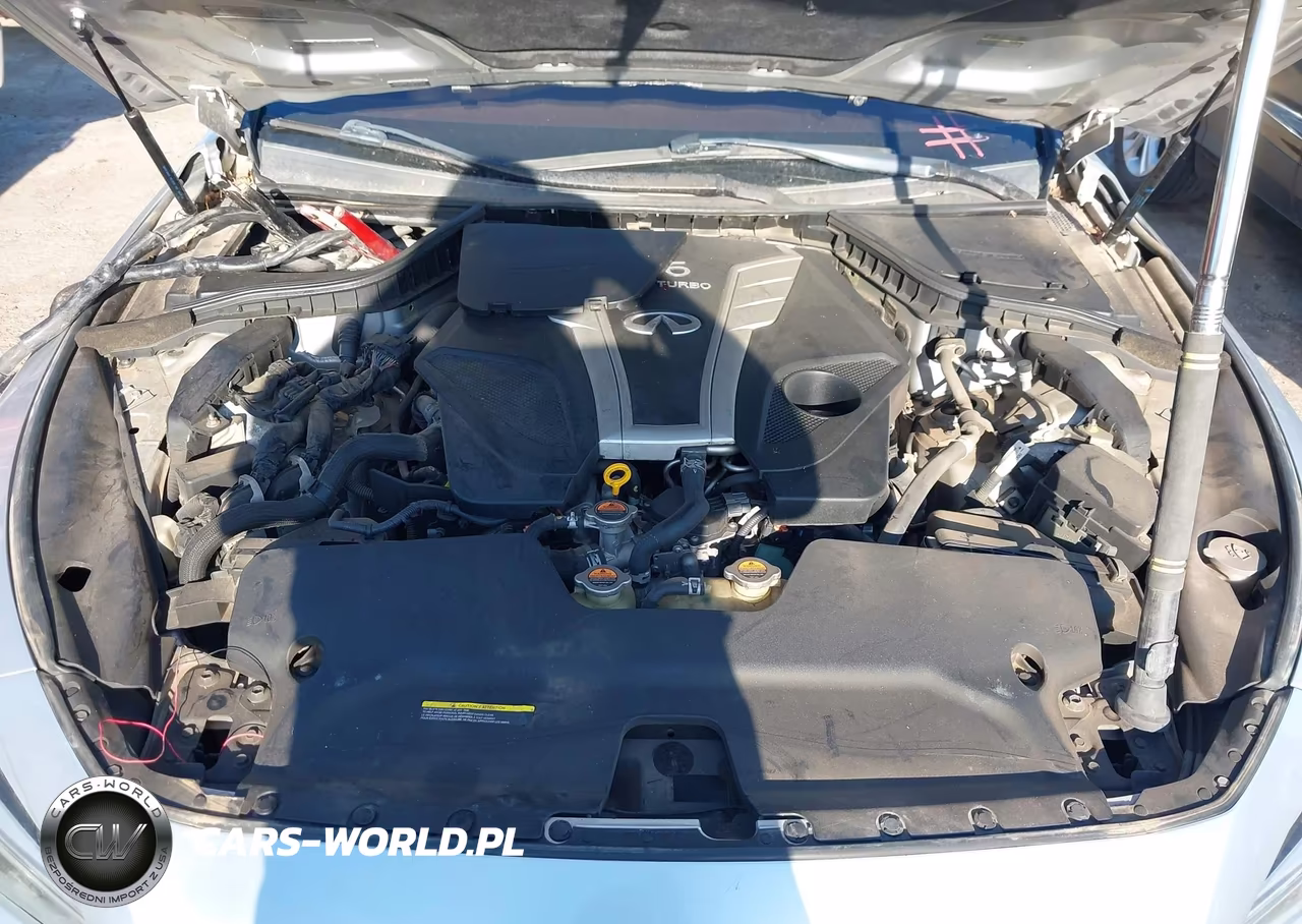 2018 Infiniti Q50 Luxe VIN:JN1EV7AP6JM350970 - 10