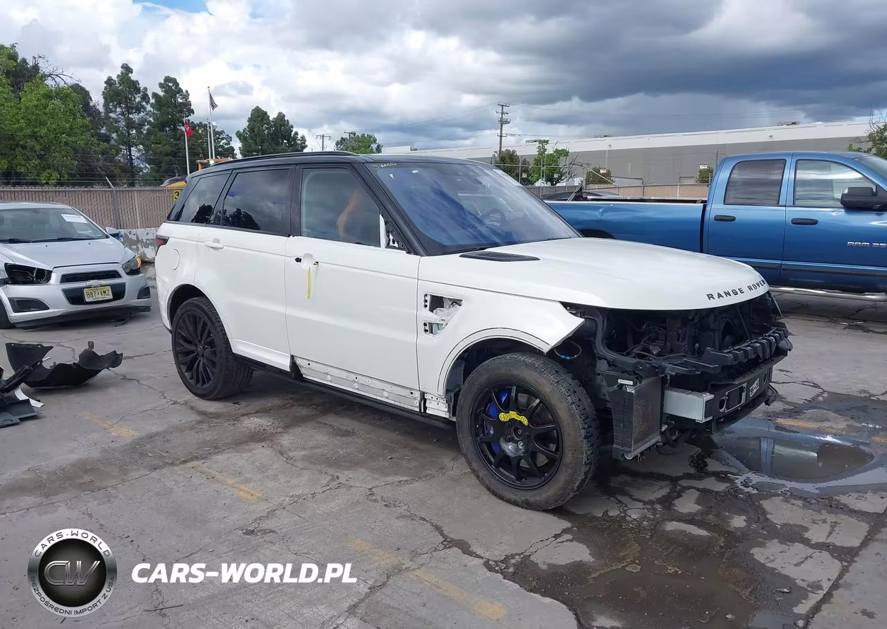 2017 Land Rover Range Rover Sport 5.0L V8 Supercharged Svr