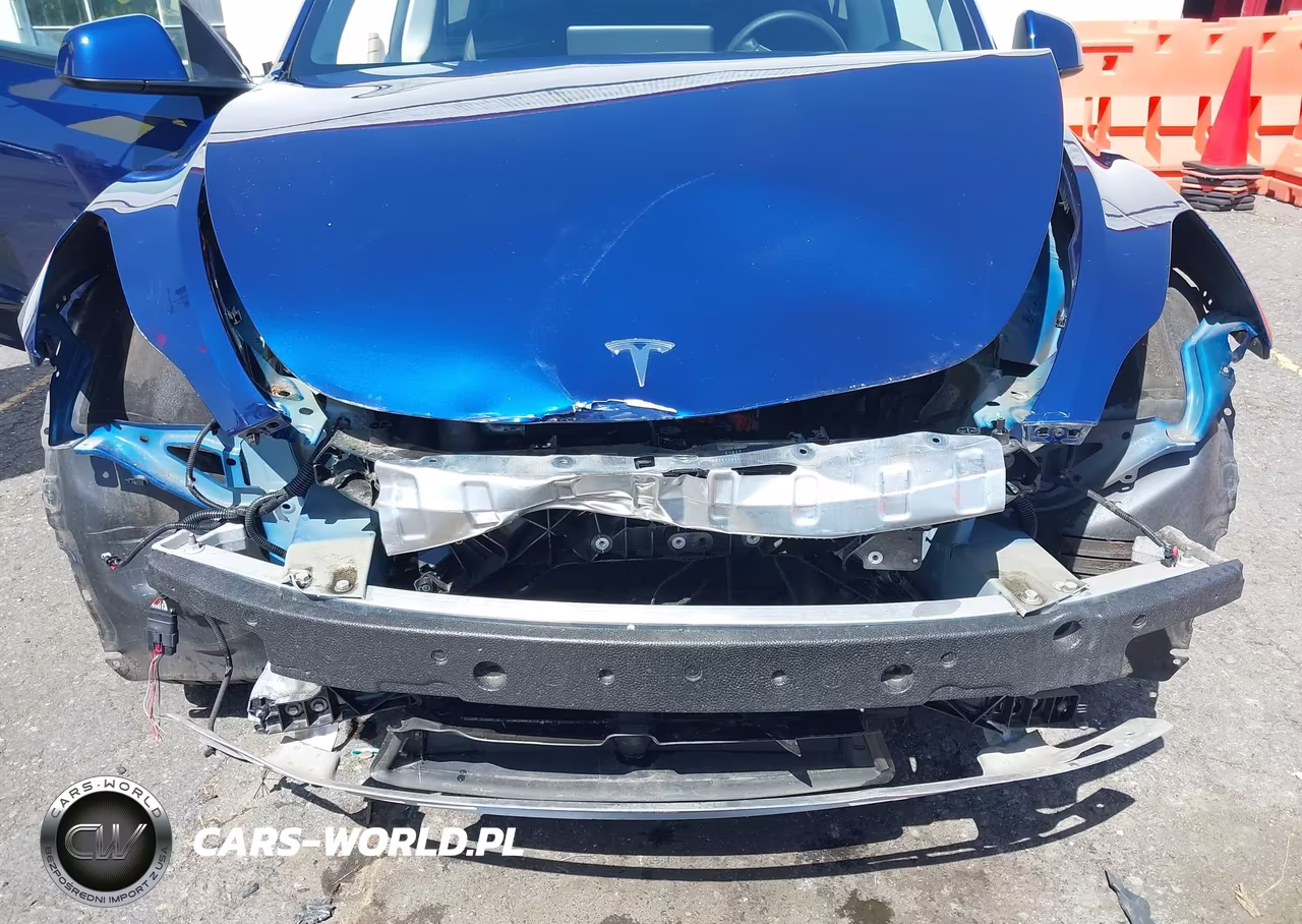 2023 Tesla Model Y Awd-Long Range Dual Motor All-Wheel Drive VIN:7SAYGAEE4PF926635 - 6