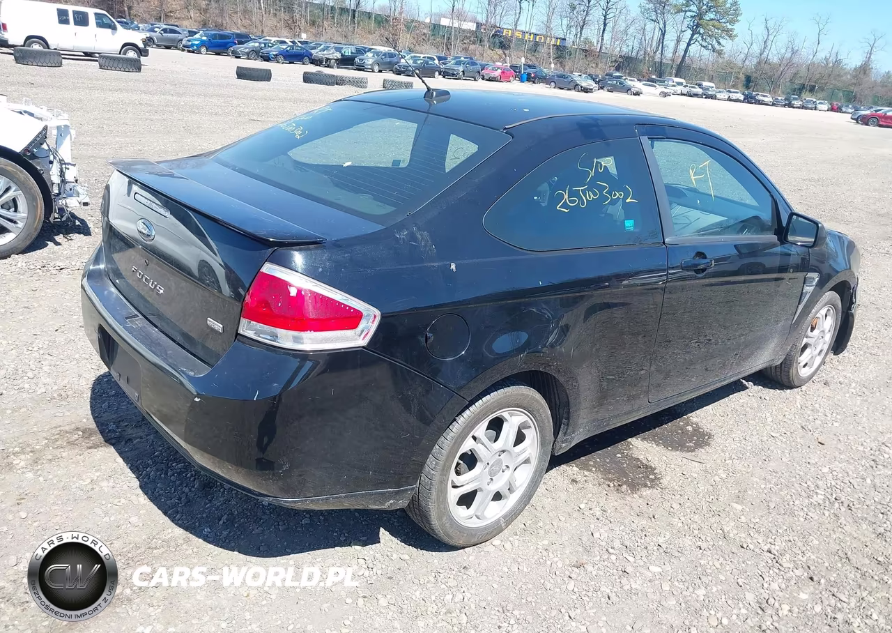 2008 Ford Focus Se-Ses VIN:1FAHP33N48W158816 - 4