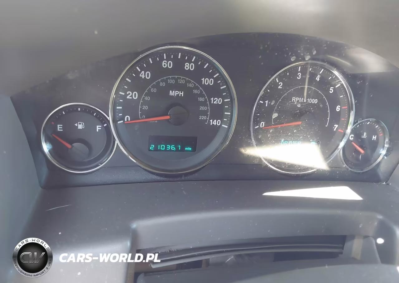 2006 Jeep Commander VIN:1J8HG48N36C132532 - 7