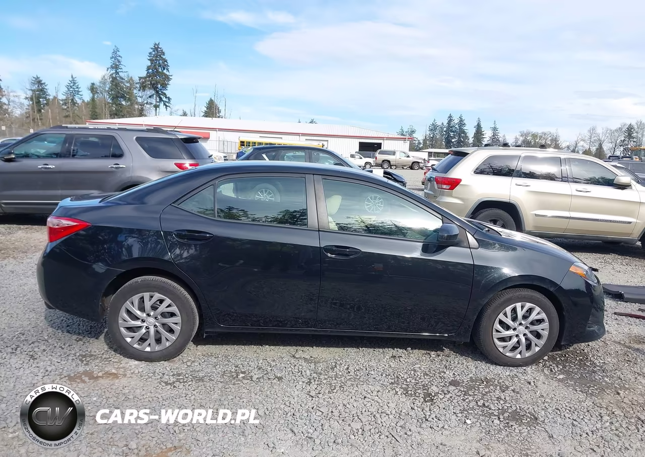 2019 Toyota Corolla Le VIN:2T1BURHE3KC167561 - 14