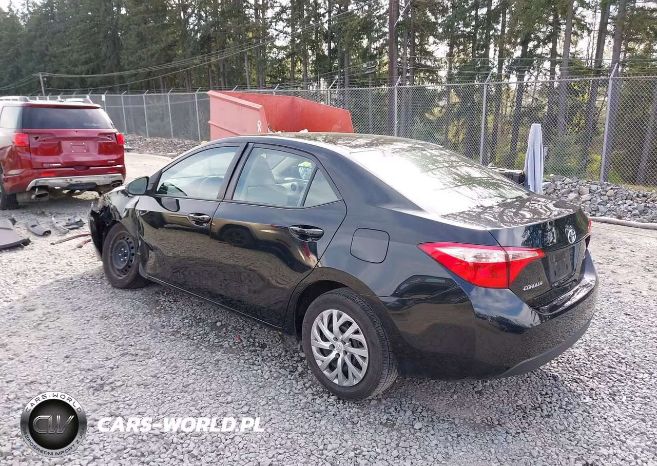 2019 Toyota Corolla Le VIN:2T1BURHE3KC167561 - 3