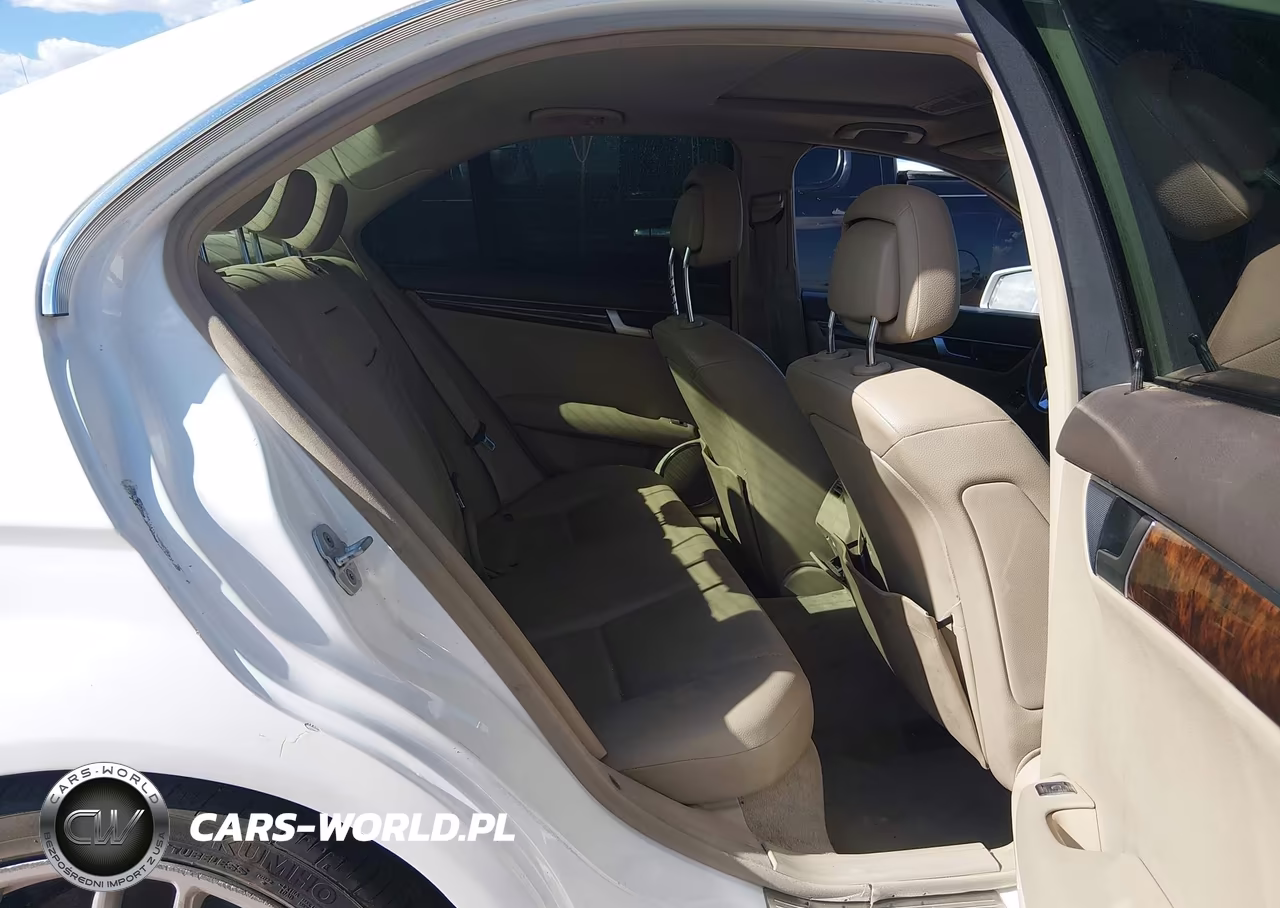 2013 Mercedes-Benz C 250 Luxury-Sport VIN:WDDGF4HB8DA825512 - 8