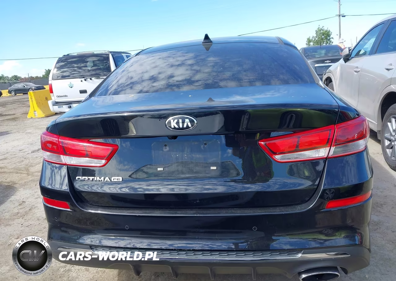2019 Kia Optima Lx VIN:5XXGT4L37KG275577 - 16