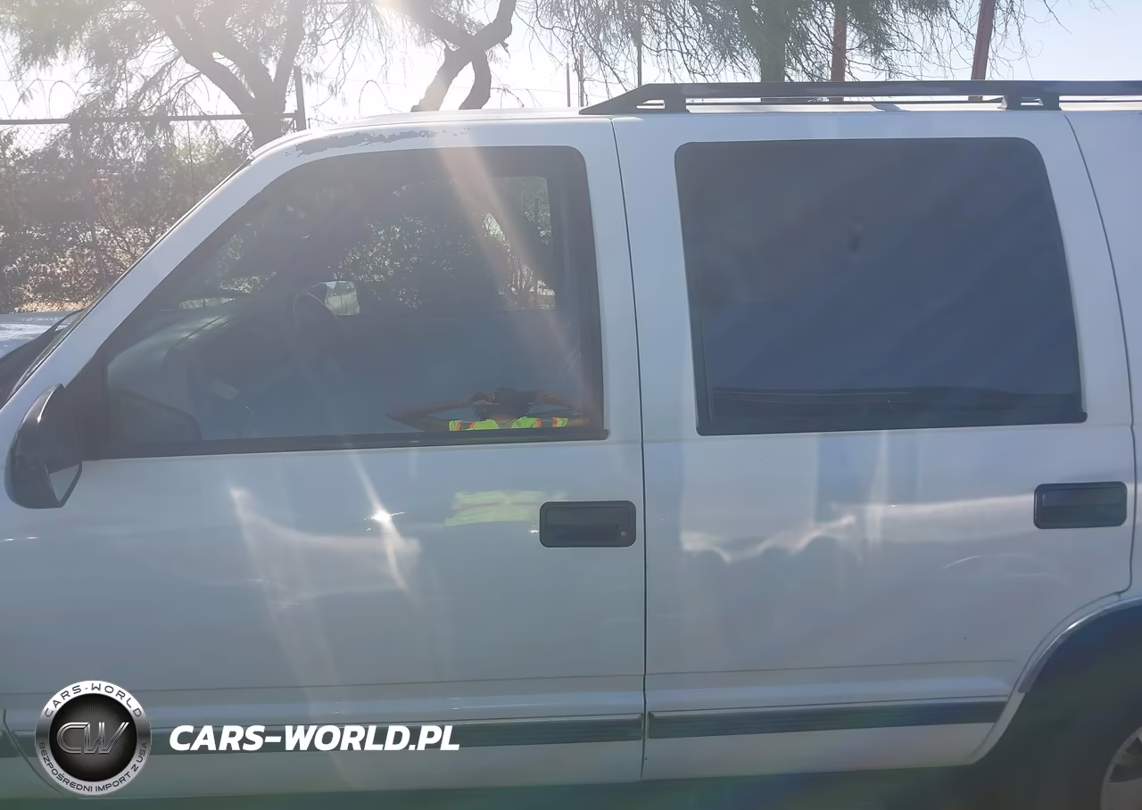 1999 Chevrolet Tahoe Lt VIN:1GNEC13R0XJ574770 - 14