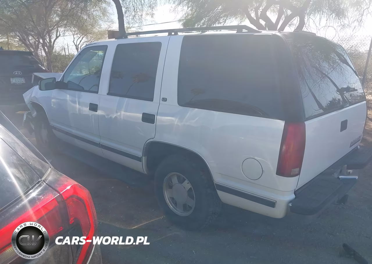 1999 Chevrolet Tahoe Lt VIN:1GNEC13R0XJ574770 - 3