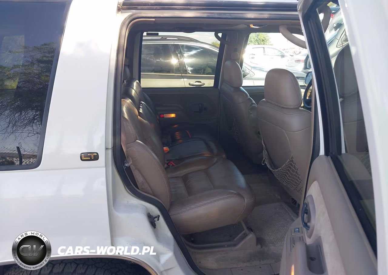 1999 Chevrolet Tahoe Lt VIN:1GNEC13R0XJ574770 - 8