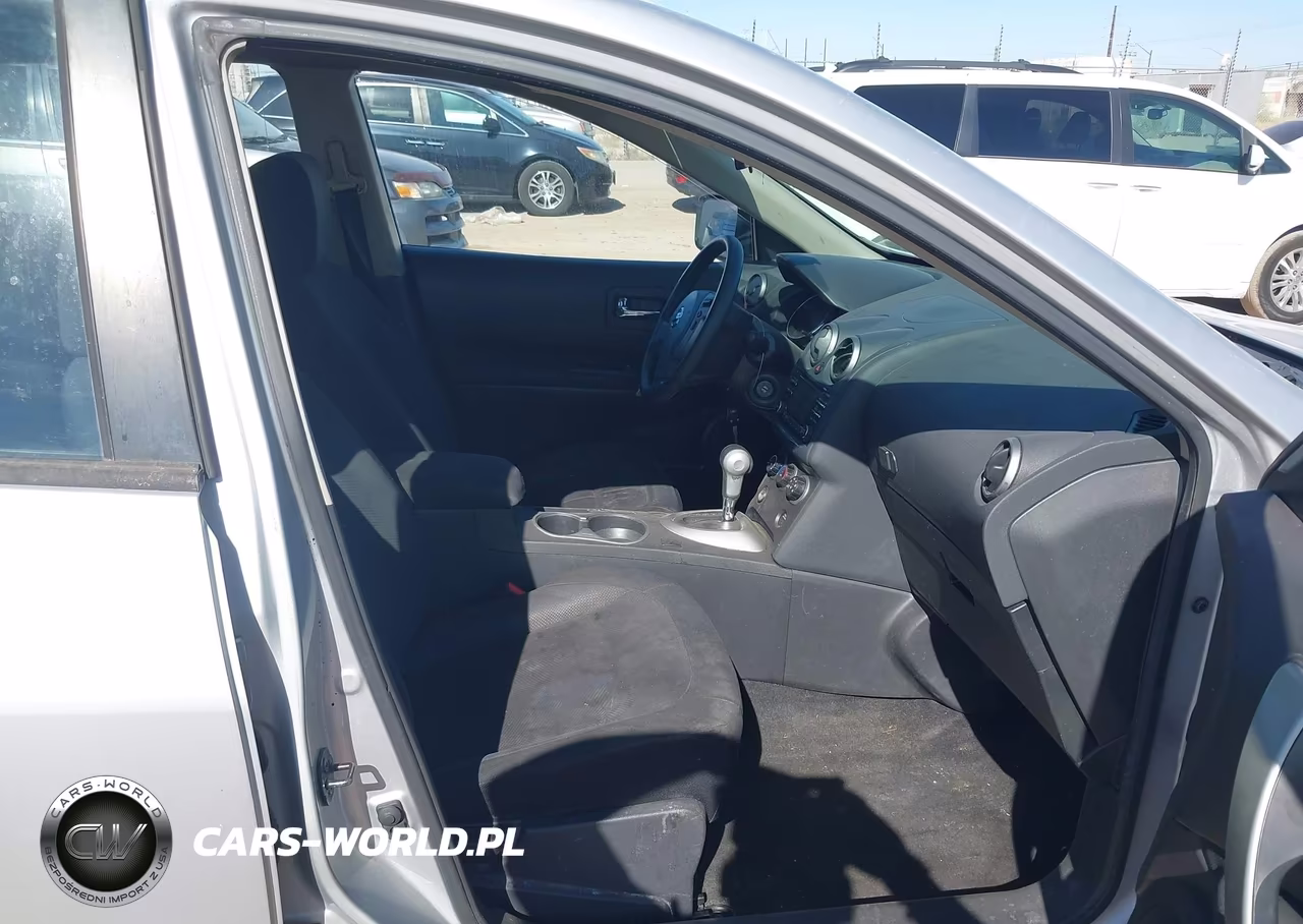 2014 Nissan Rogue Select S VIN:JN8AS5MT9EW613372 - 5