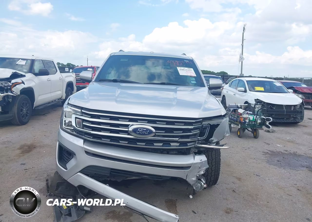2019 Ford Expedition Xlt VIN:1FMJU1HT6KEA15181 - 12