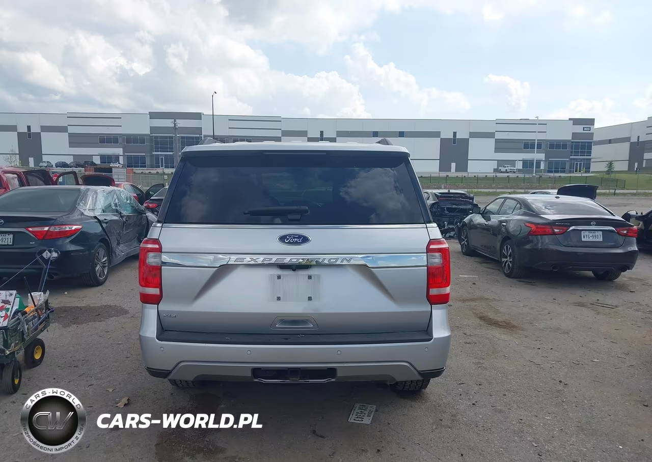 2019 Ford Expedition Xlt VIN:1FMJU1HT6KEA15181 - 16
