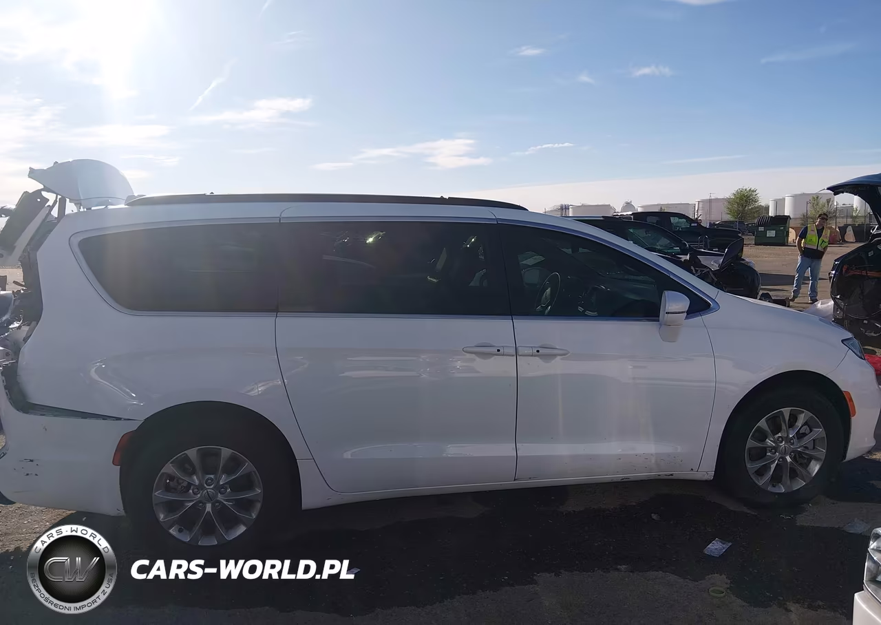 2022 Chrysler Pacifica Touring L Awd VIN:2C4RC3BG8NR232157 - 14