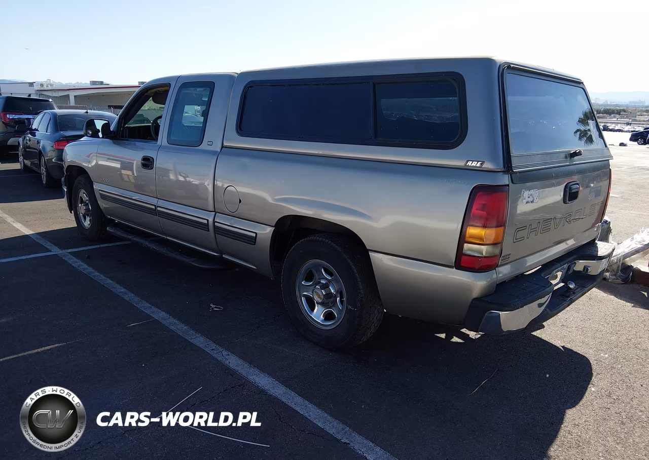 1999 Chevrolet Silverado 1500 VIN:2GCEC19VXX1296581 - 3