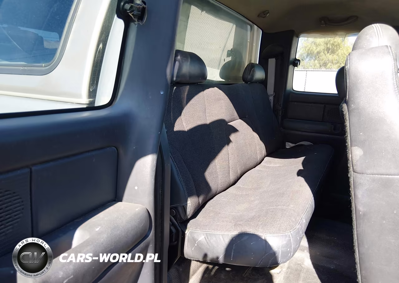 1999 Chevrolet Silverado 1500 VIN:2GCEC19VXX1296581 - 8