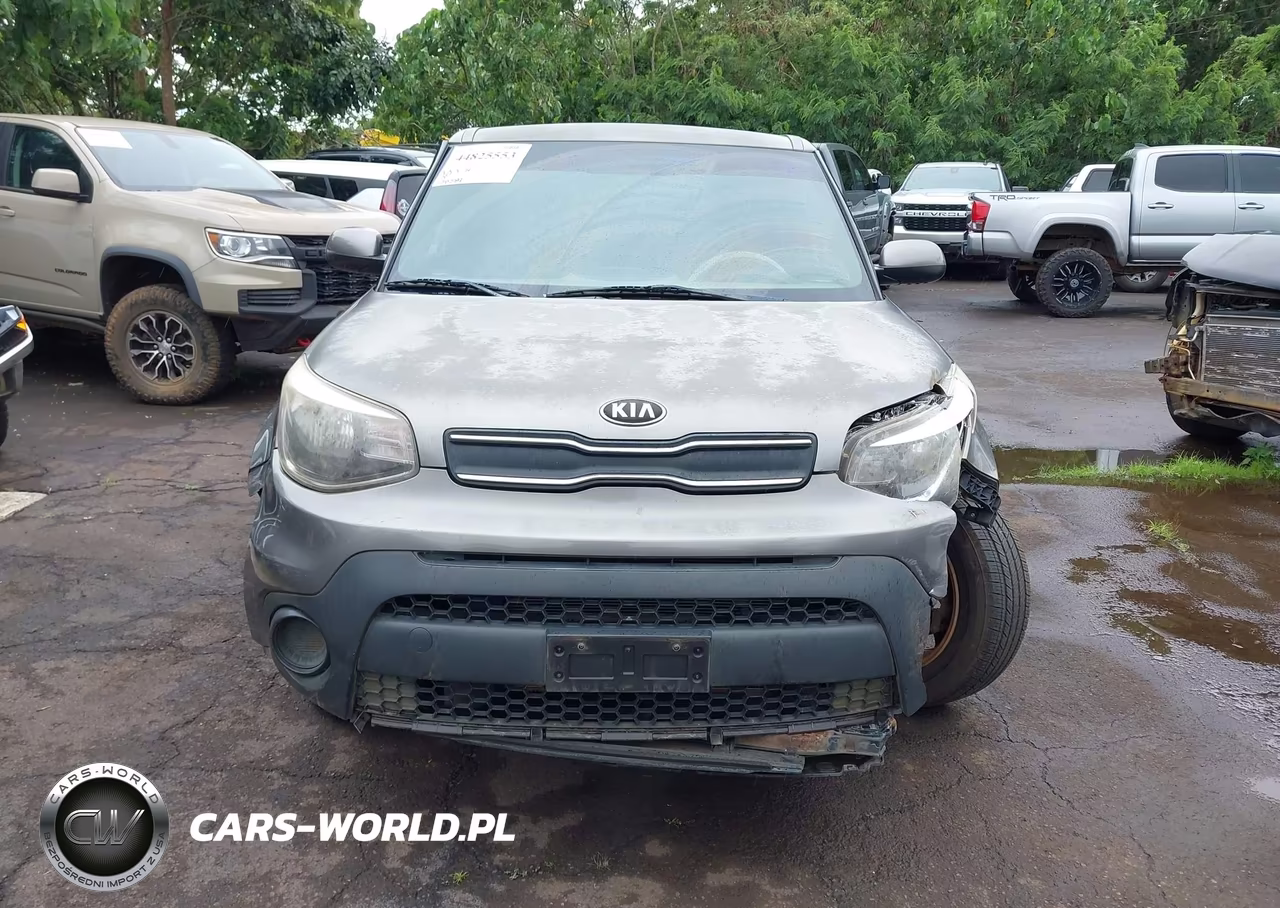 2018 Kia Soul VIN:KNDJN2A20J7579338 - 13