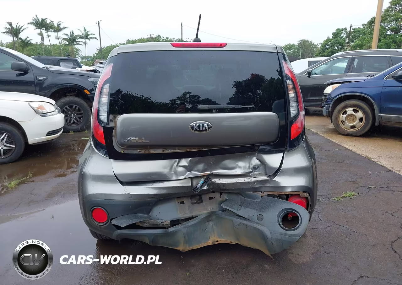 2018 Kia Soul VIN:KNDJN2A20J7579338 - 17