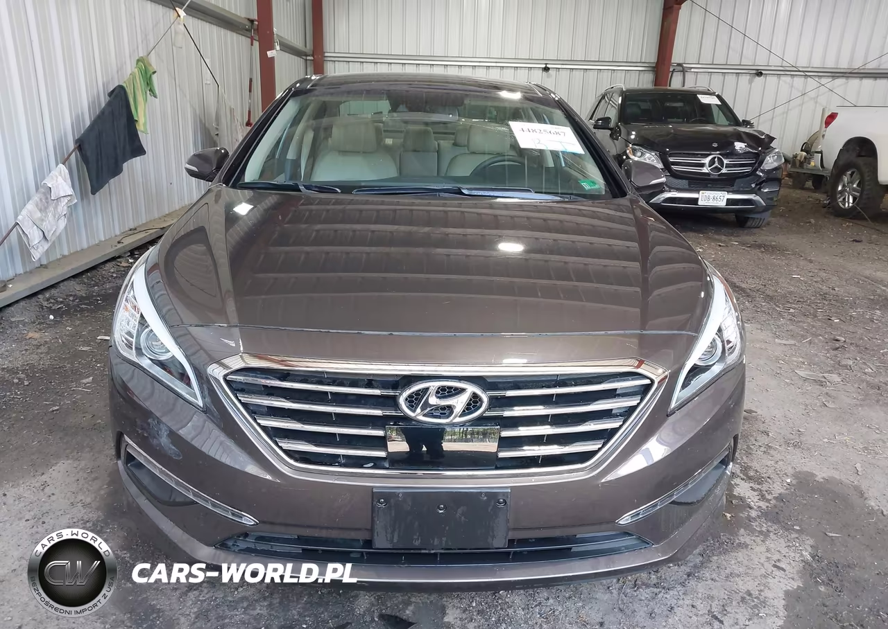 2015 Hyundai Sonata Limited VIN:5NPE34AF5FH173905 - 12