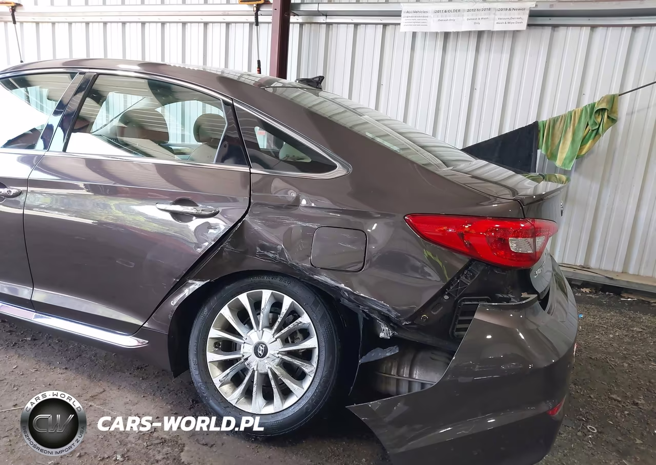 2015 Hyundai Sonata Limited VIN:5NPE34AF5FH173905 - 6