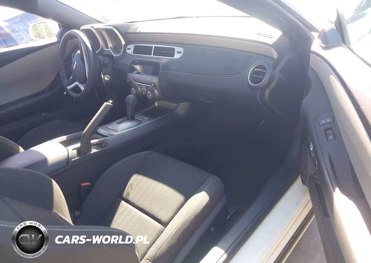 2013 Chevrolet Camaro 2Ls VIN:2G1FA1E37D9241638 - 5