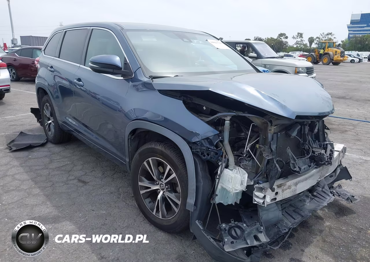 2017 Toyota Highlander Le