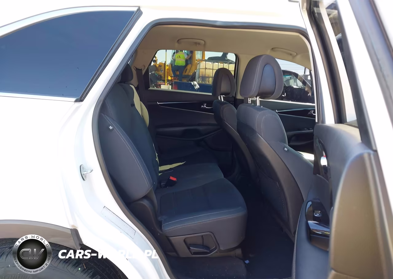 2016 Kia Sorento 3.3L Lx VIN:5XYPGDA54GG135871 - 8
