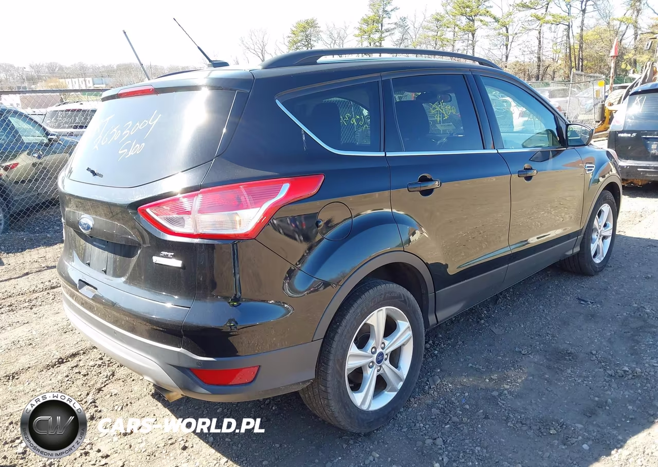 2016 Ford Escape Se VIN:1FMCU0GX8GUA63981 - 4