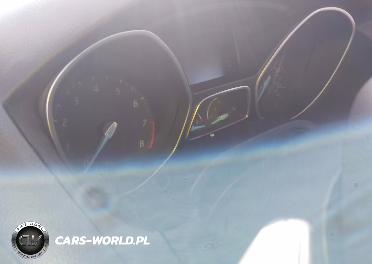 2012 Ford Focus Titanium VIN:1FAHP3J26CL341542 - 7